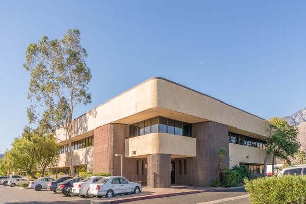 Exterior of Palm Springs West Dermatology